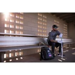 Marucci CAT8 Connect BBCOR (-3) MCBCC8 Adult Baseball Bat 12 Marucci CAT8 Connect BBCOR (-3) MCBCC8 Adult Baseball Bat -wp shop marucci cat8 lifestyle 06 81489.1662087710